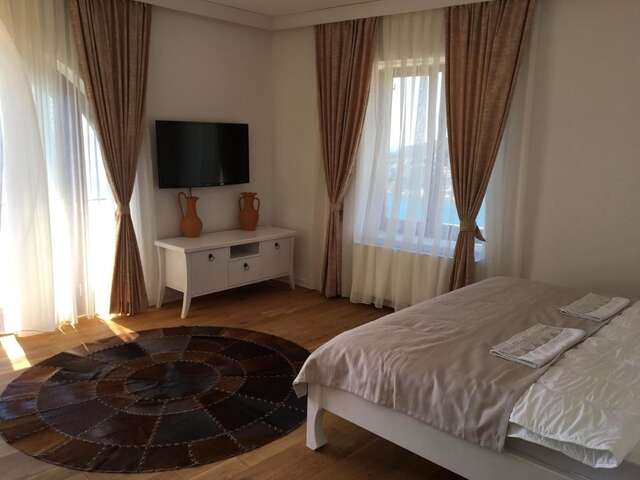 Отель Hotel Pirate Old Town Улцинь-5